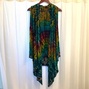 Stretchy and soft tie dye vest